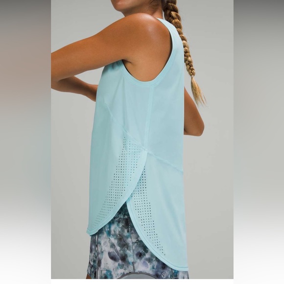 NWOT Lululemon High Neck Split Hem
Run Tank Size 8 Charcoal Grey - Picture 6 of 6